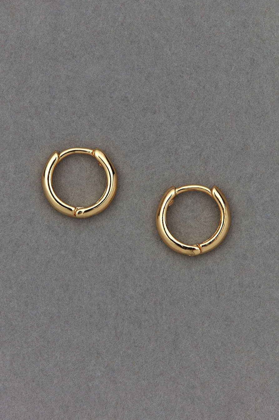 gold hoop earring